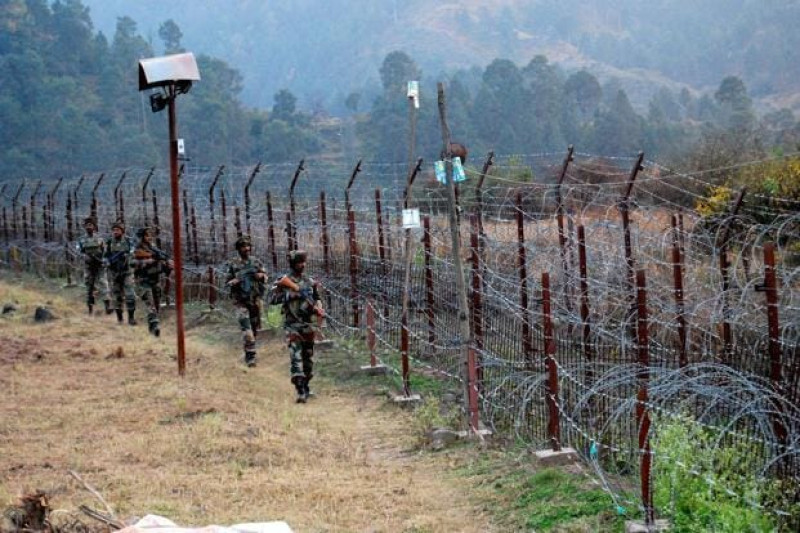 BSF Foils Infiltration Bid in Samba, Pakistani Drone Spotted Near LoC in Kathua